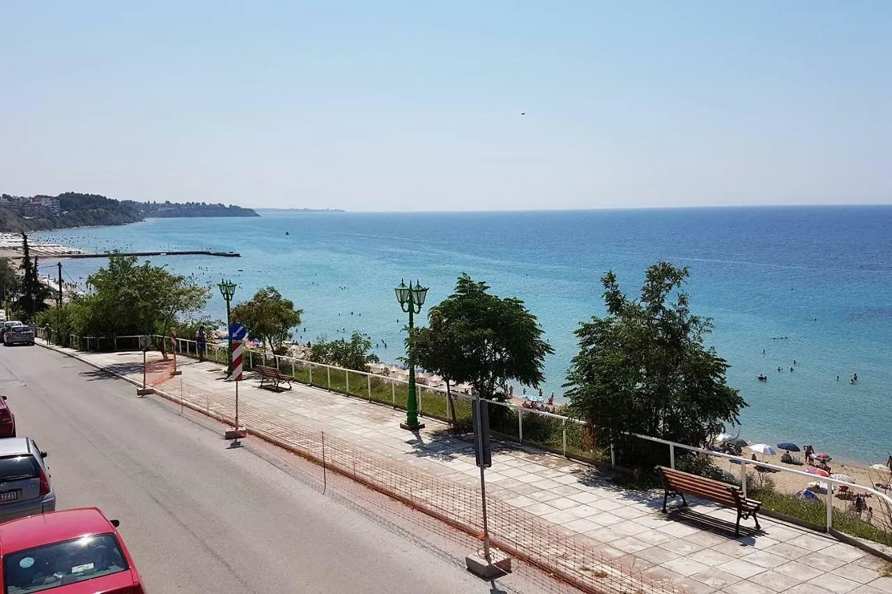 Luxury Apartment On The First Line ! Nea Kallikrateia Greece