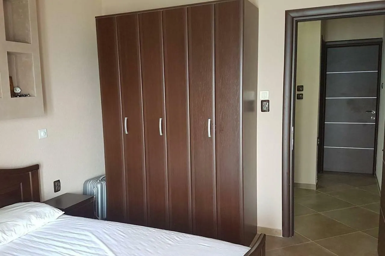 Luxury Apartment On The First Line ! Nea Kallikrateia Greece
